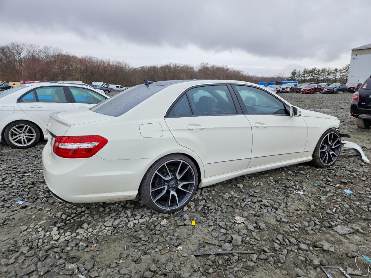 2011 MERCEDES-BENZ E 350 4MATIC photo 5