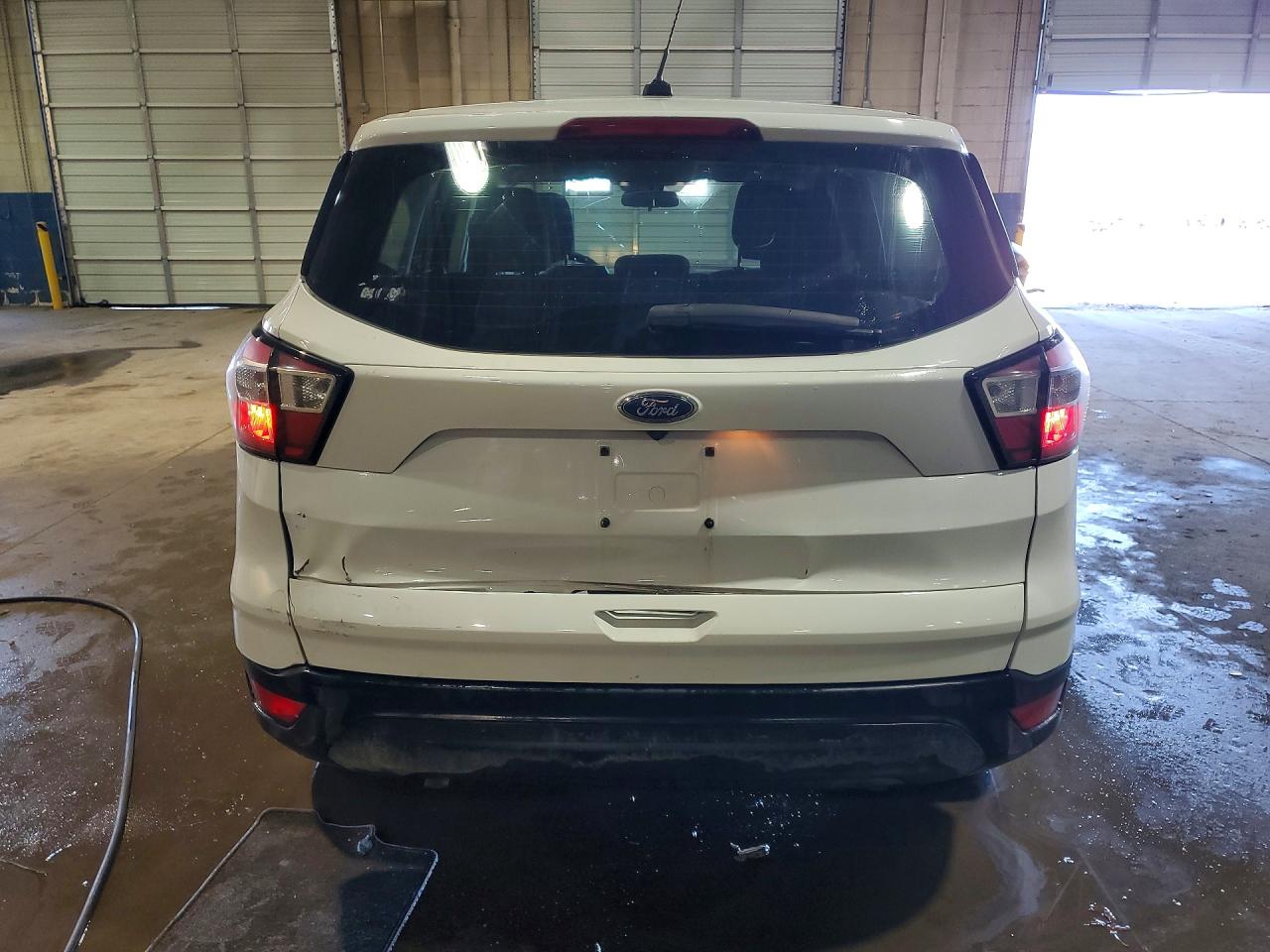 2018 FORD ESCAPE S photo 6
