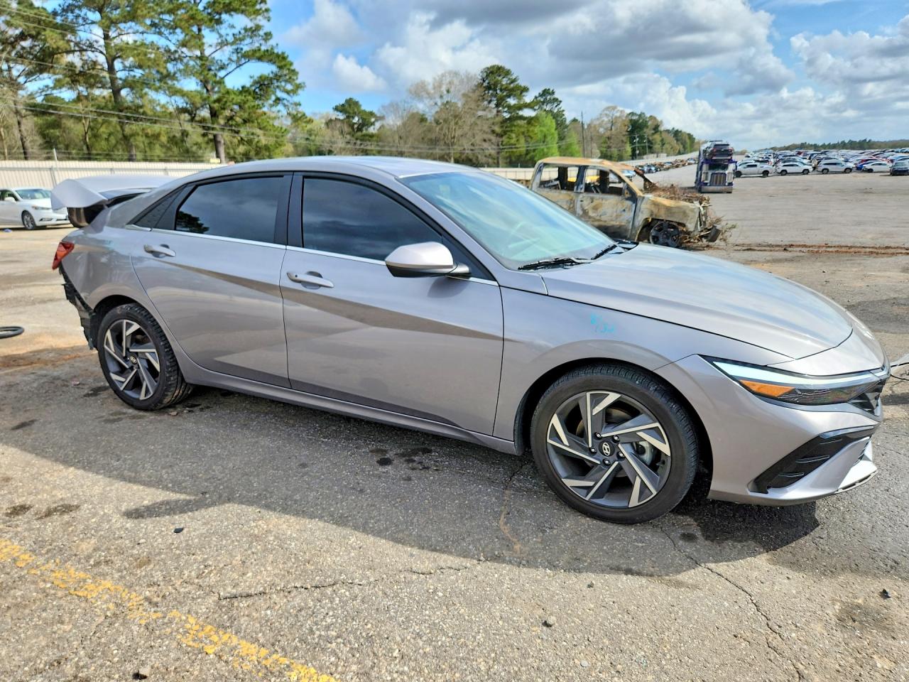 2025 HYUNDAI ELANTRA SEL CONVENIENCE photo 7