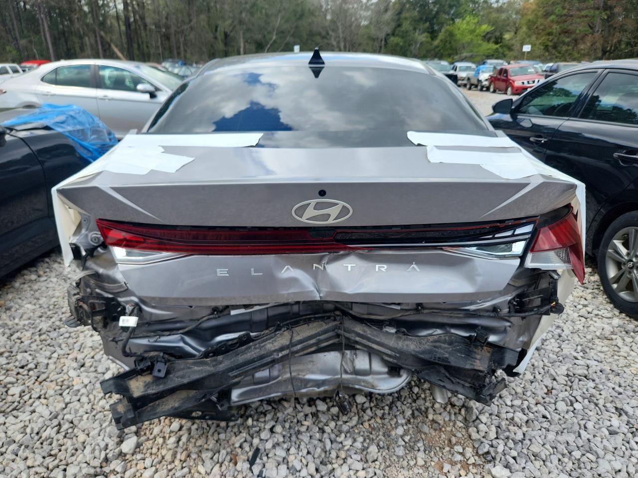 2025 HYUNDAI ELANTRA SEL CONVENIENCE photo 11