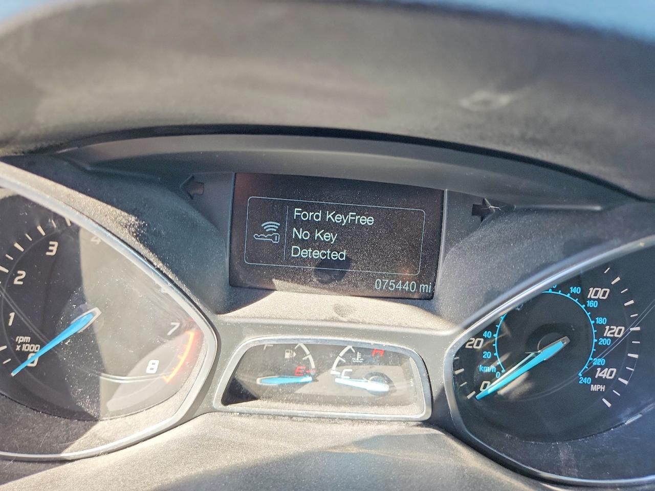 2015 FORD ESCAPE TITANIUM photo 9