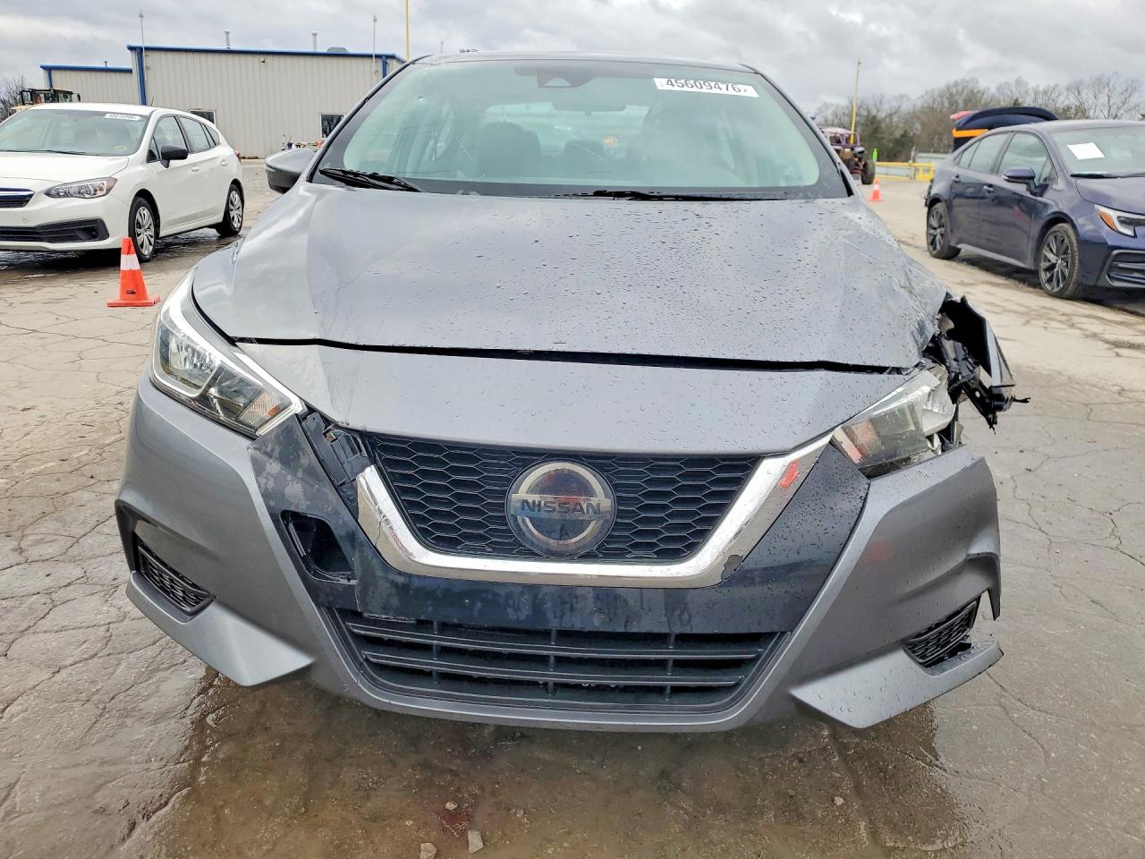 2021 NISSAN VERSA SV photo 5