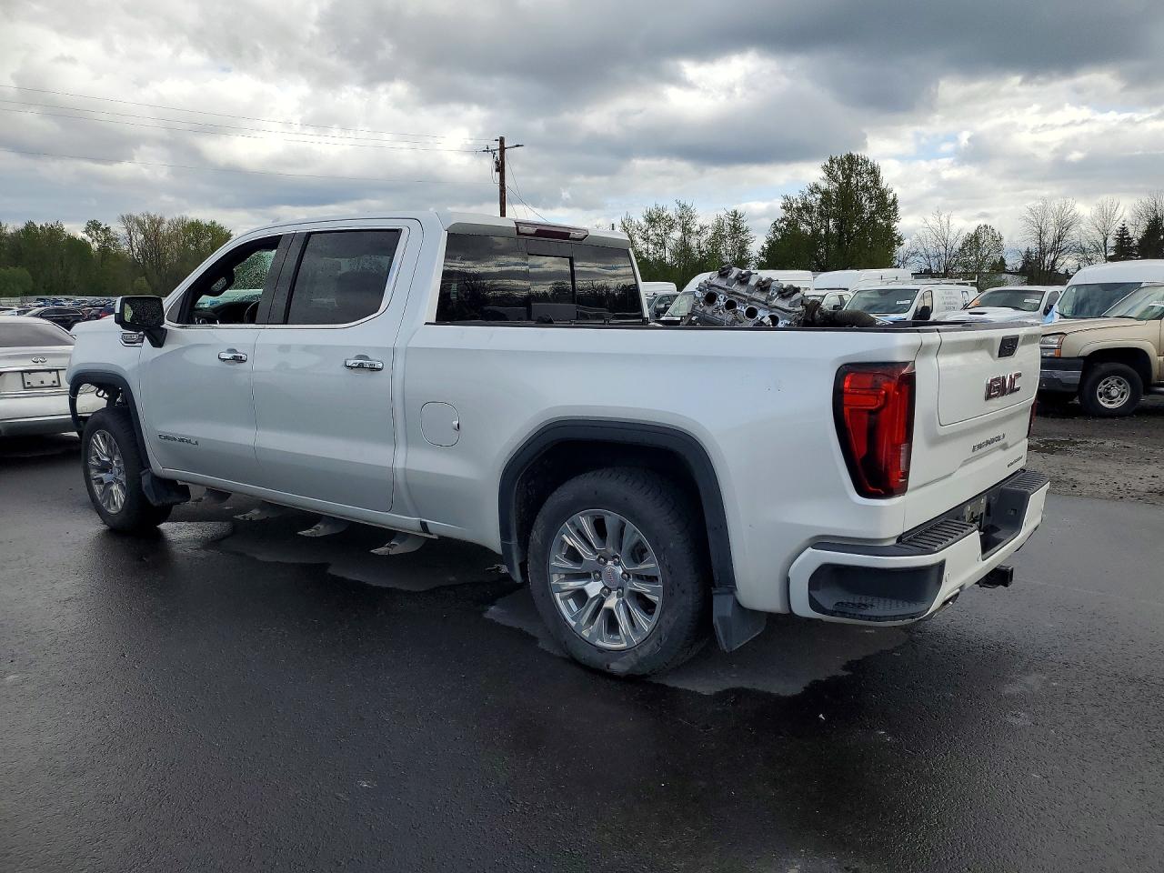 2019 GMC SIERRA K1500 DENALI photo 3