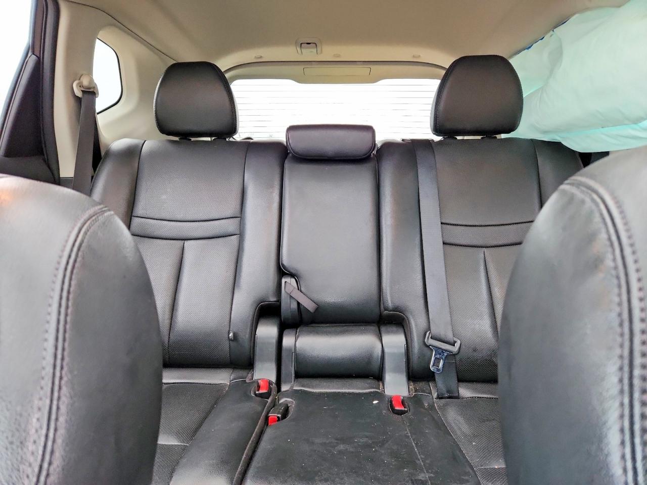 2016 NISSAN ROGUE S photo 19