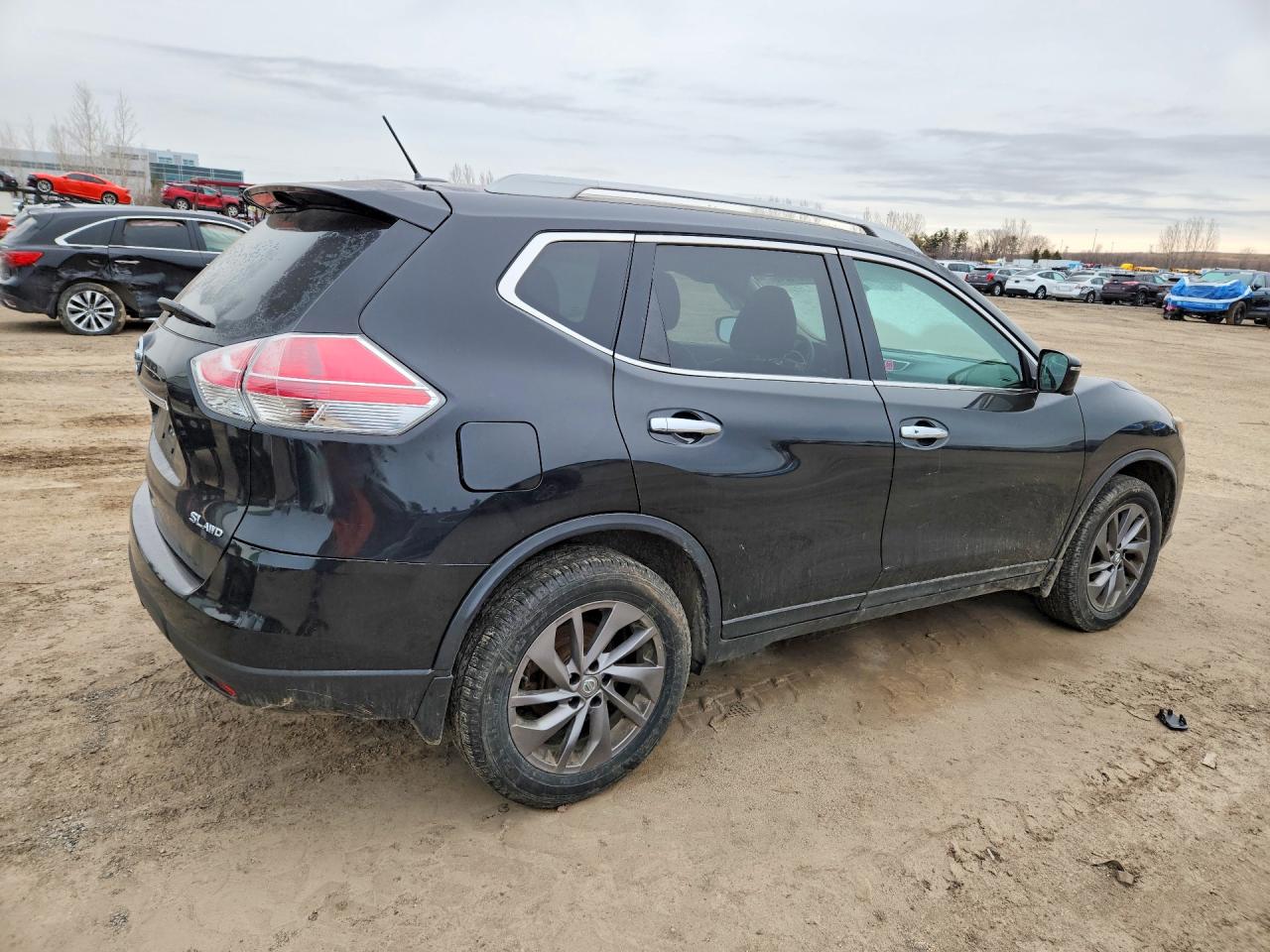 2016 NISSAN ROGUE S photo 5