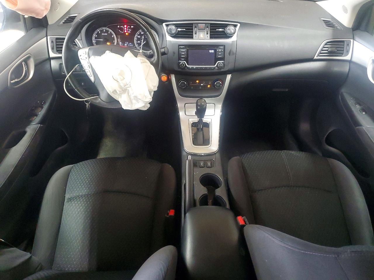 2015 NISSAN SENTRA SR photo 15