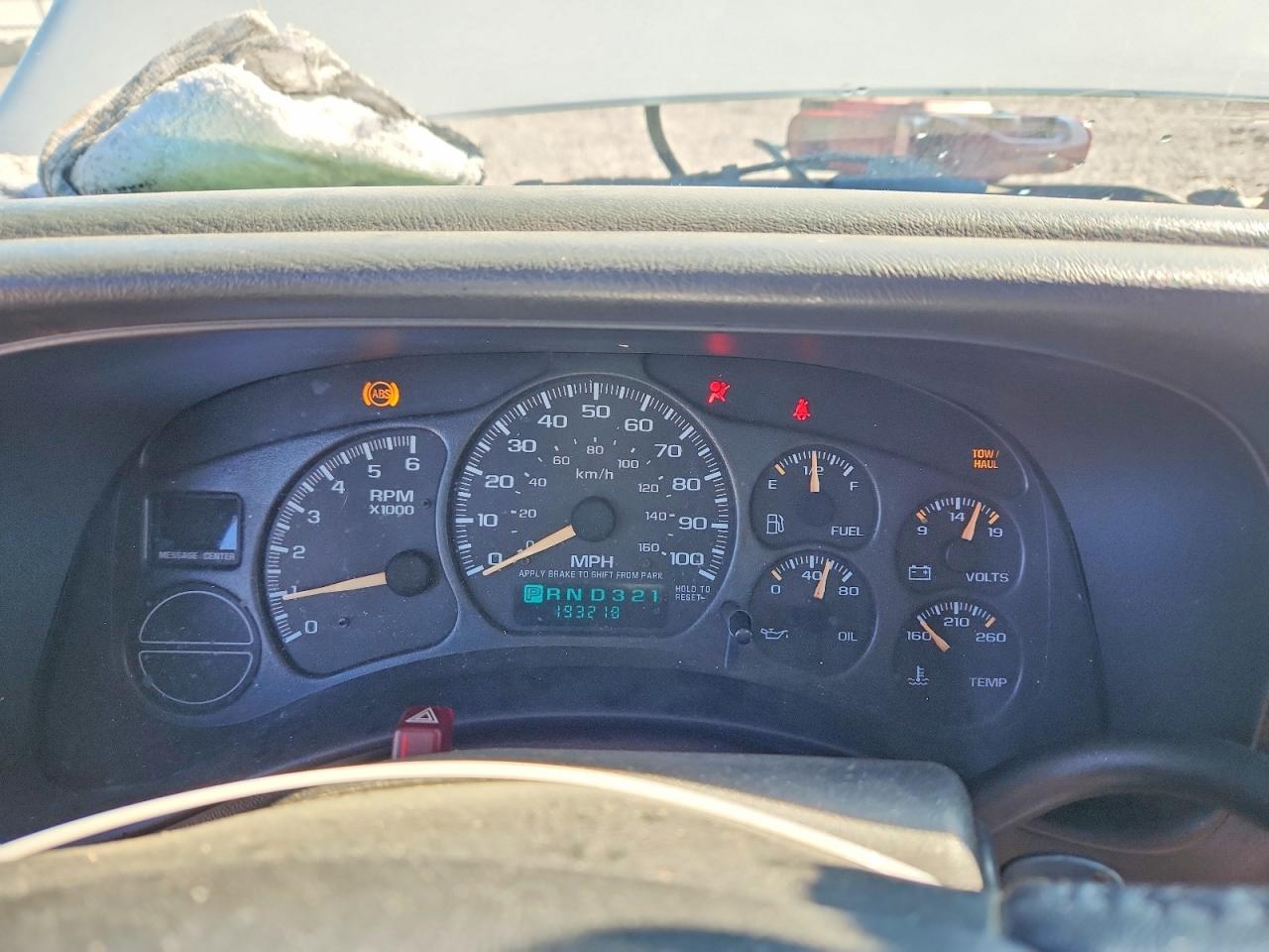 2002 CHEVROLET SUBURBAN K1500 photo 9