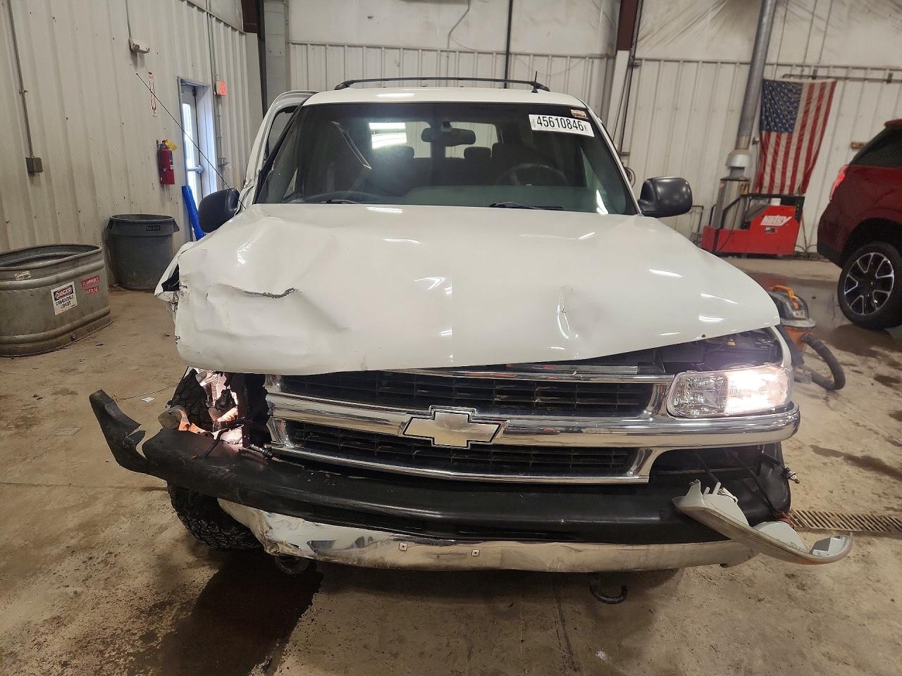 2002 CHEVROLET SUBURBAN K1500 photo 5
