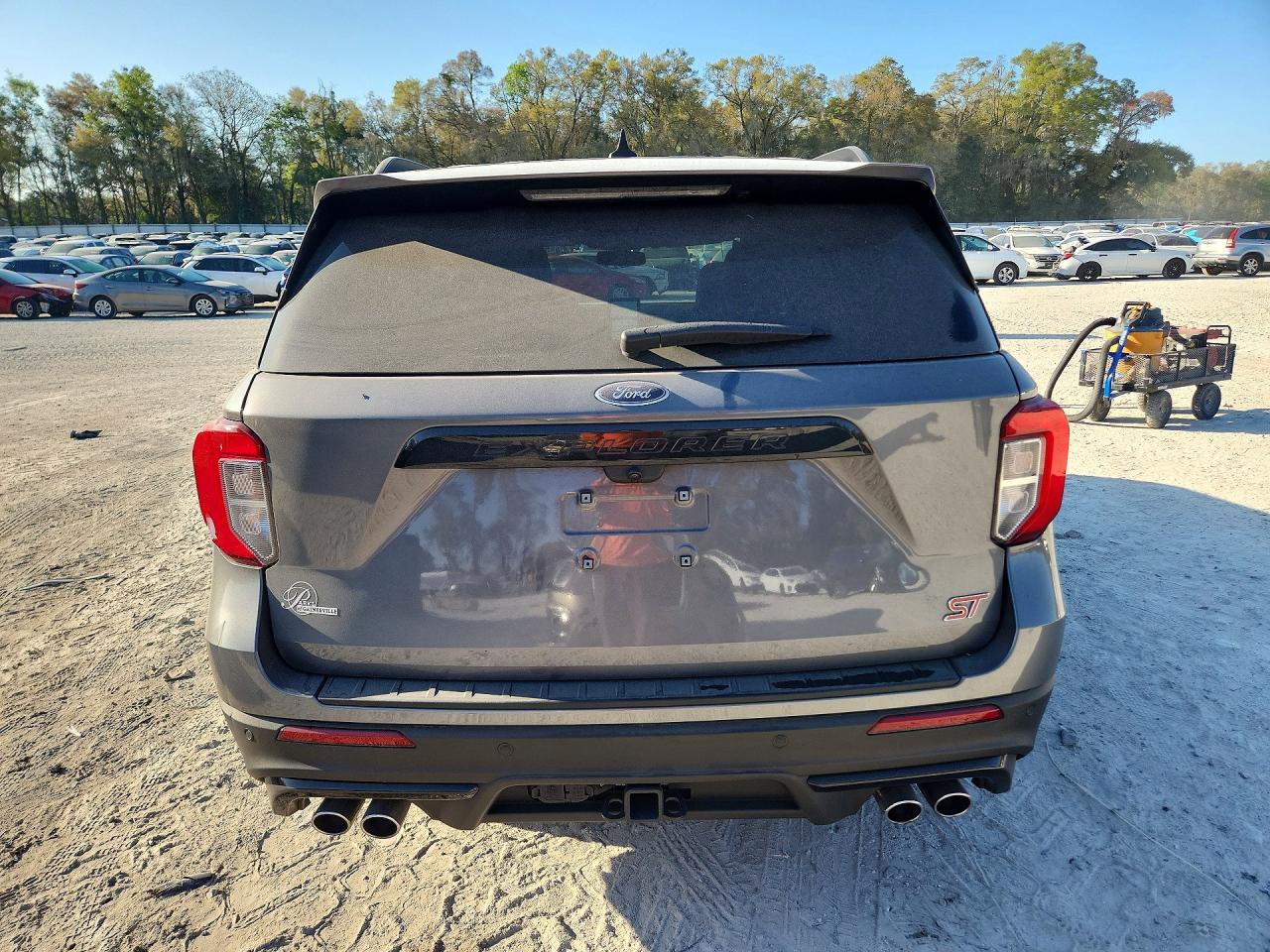 2024 FORD EXPLORER ST photo 11