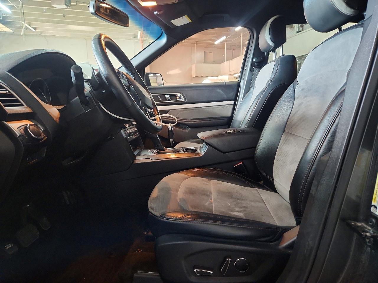 2017 FORD EXPLORER XLT photo 19