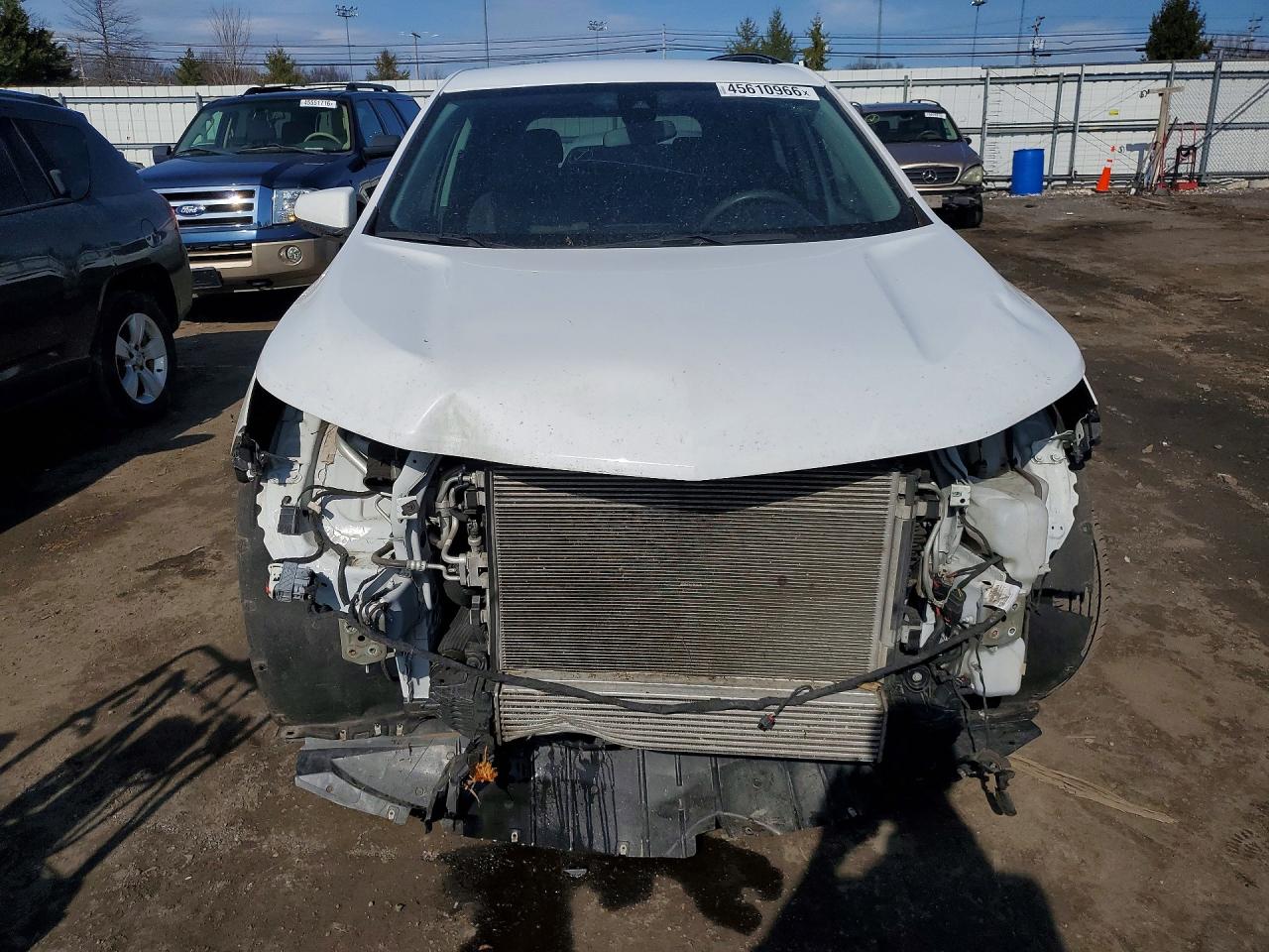 2020 CHEVROLET EQUINOX LT photo 13