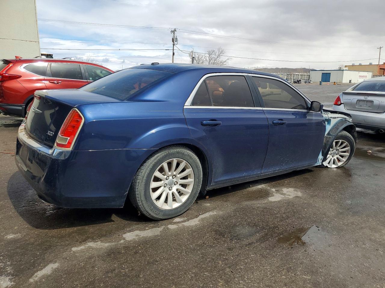 2014 CHRYSLER 300 photo 5