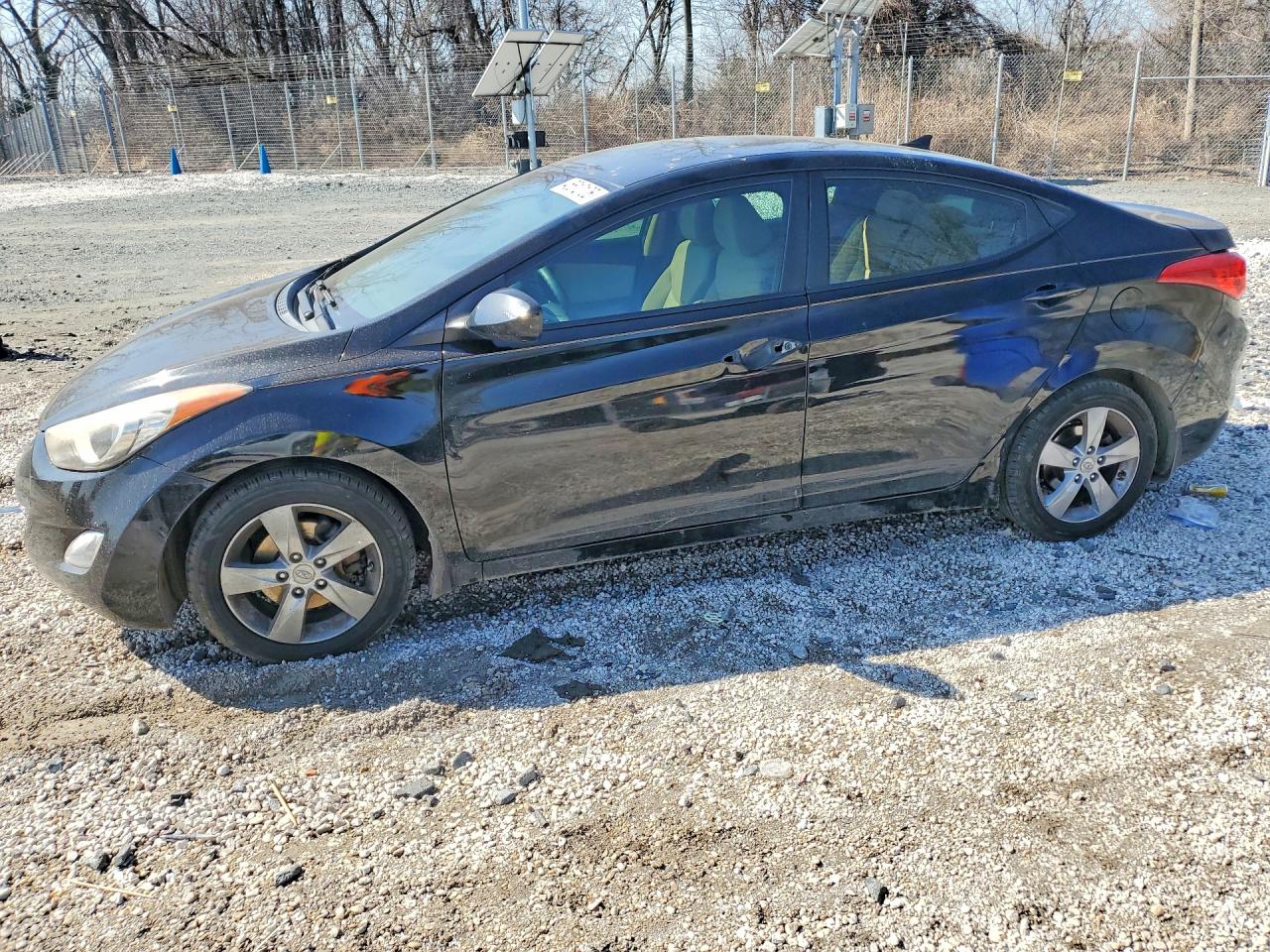 2012 HYUNDAI ELANTRA