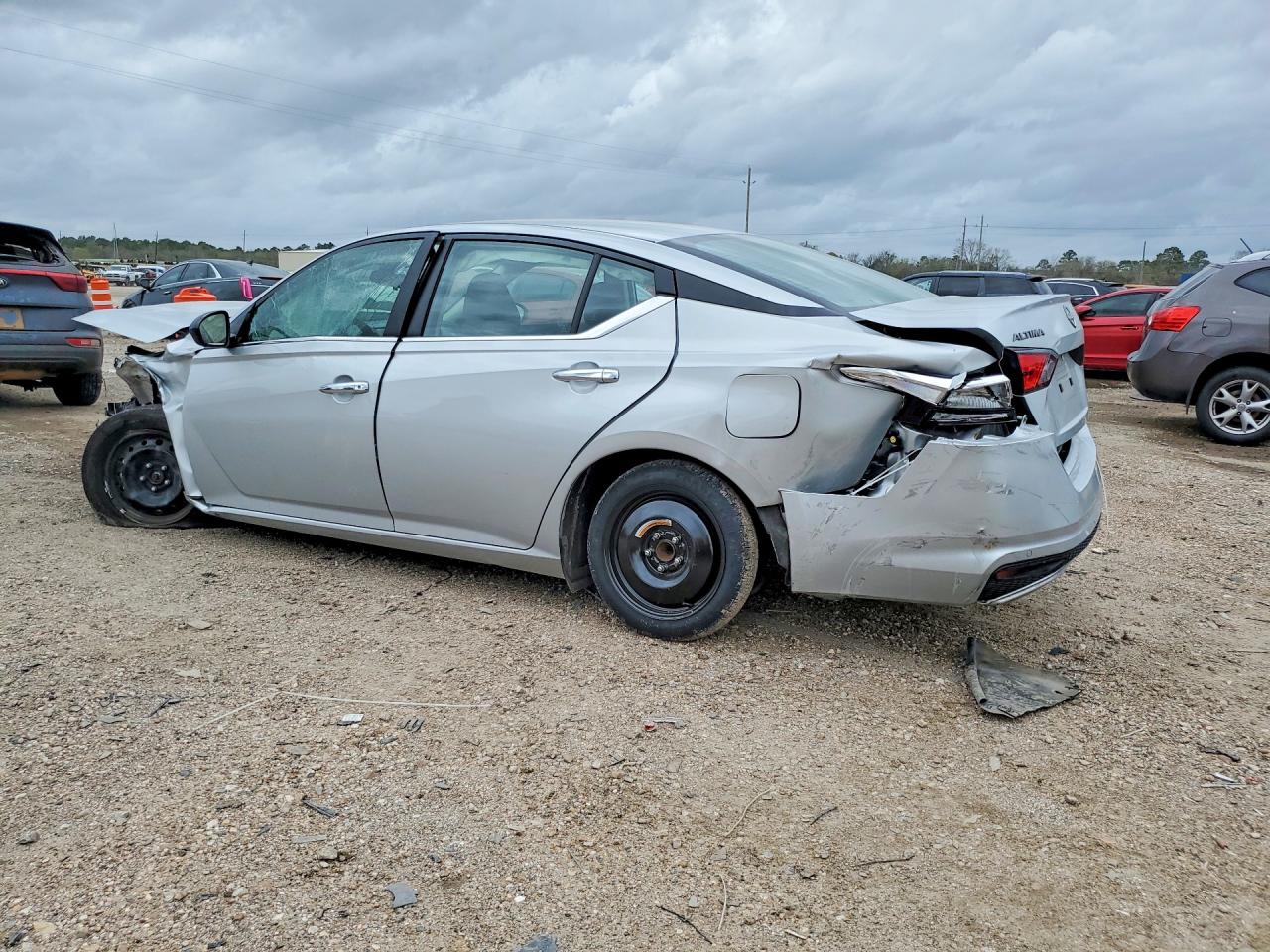 2024 NISSAN ALTIMA 2.5 S photo 3