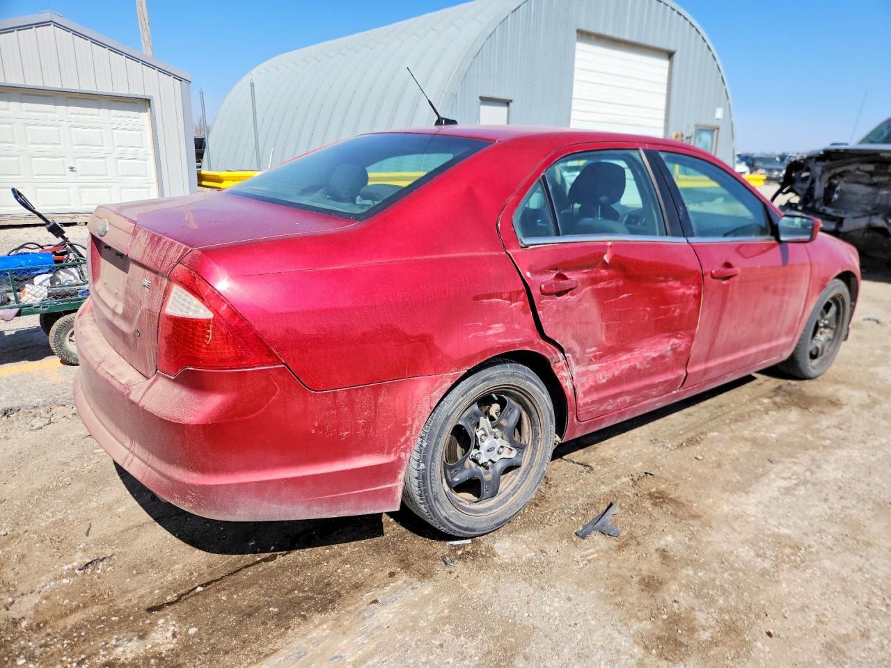 2011 FORD FUSION SE photo 3