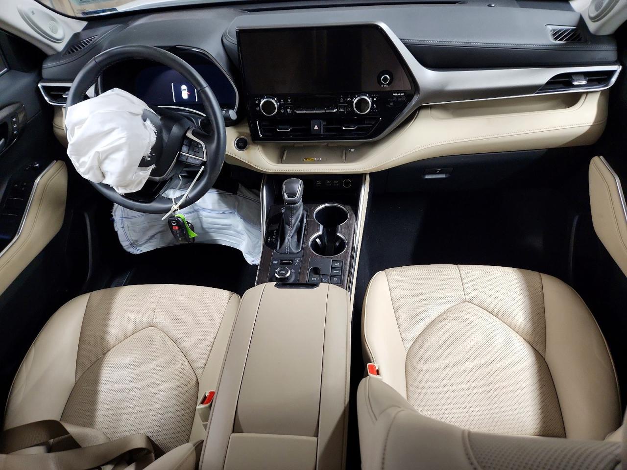 2024 TOYOTA HIGHLANDER LIMITED photo 8