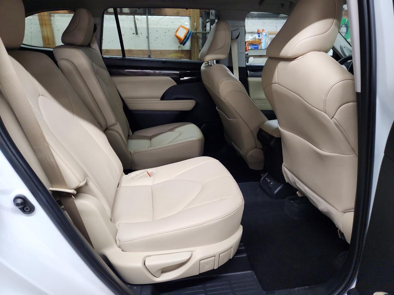 2024 TOYOTA HIGHLANDER LIMITED photo 11