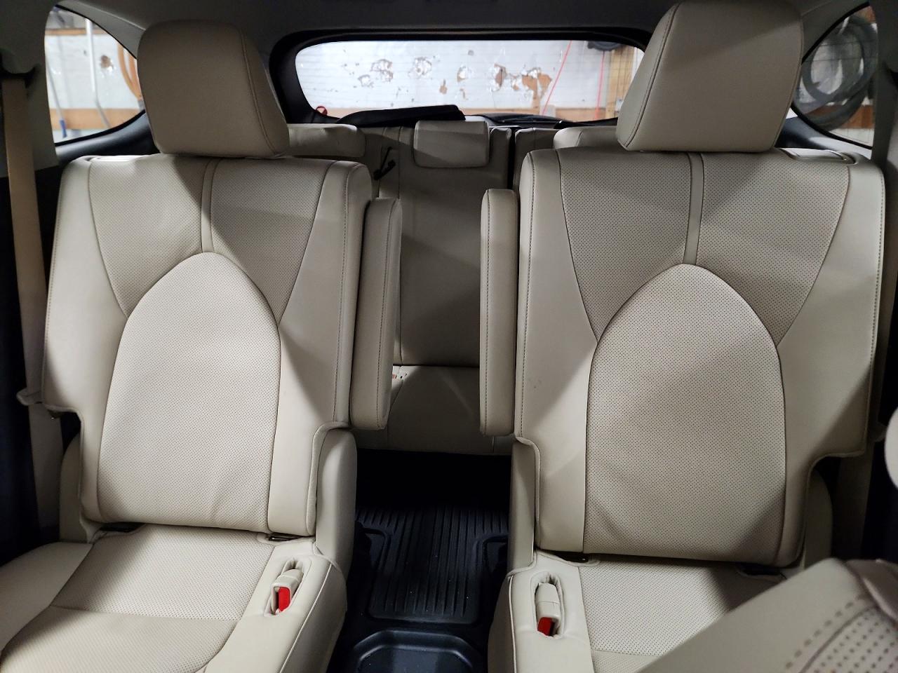 2024 TOYOTA HIGHLANDER LIMITED photo 10
