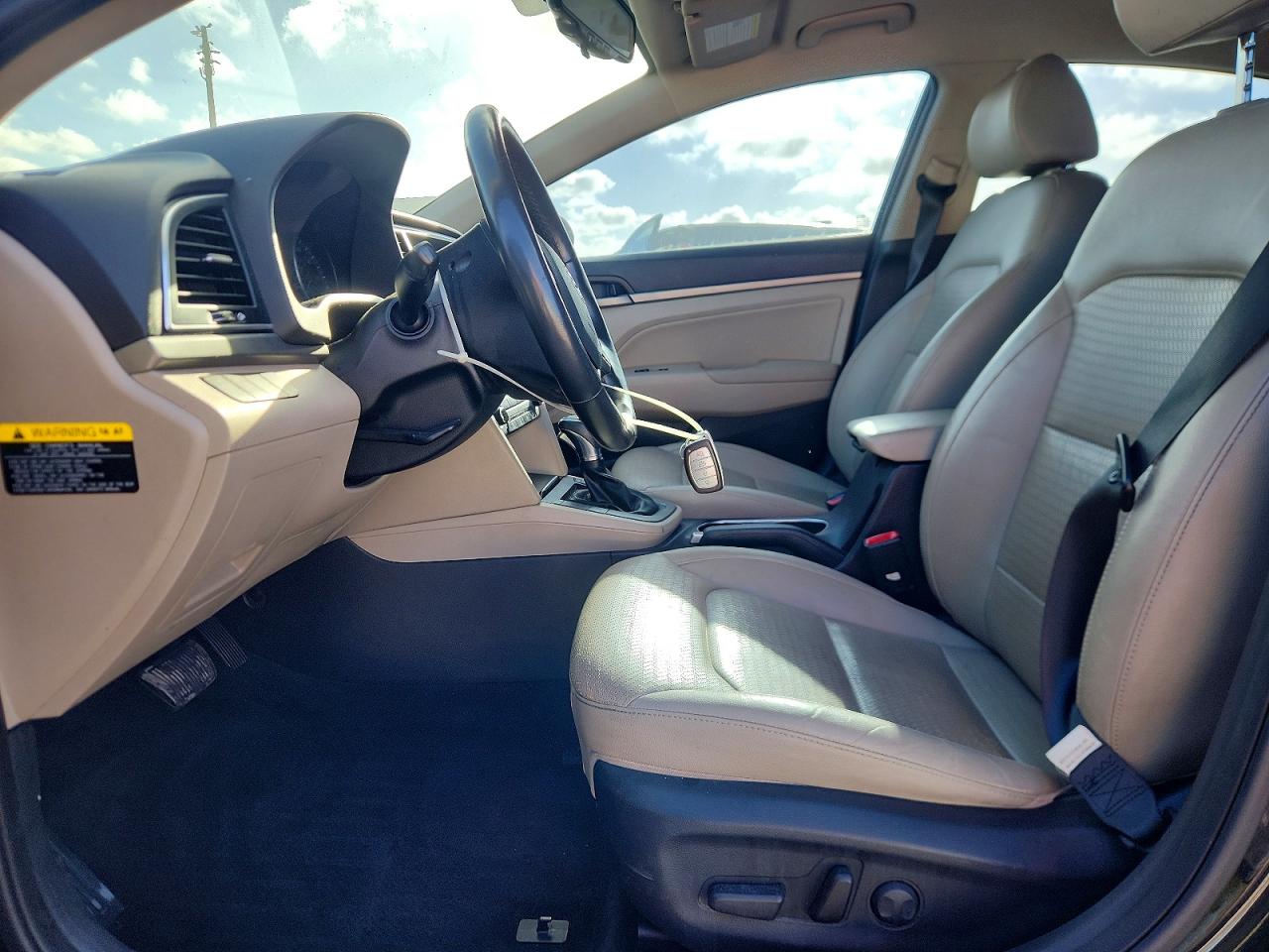 2017 HYUNDAI ELANTRA LIMITED photo 7