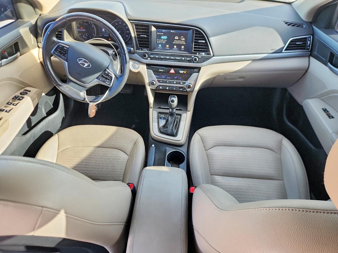 2017 HYUNDAI ELANTRA LIMITED photo 8