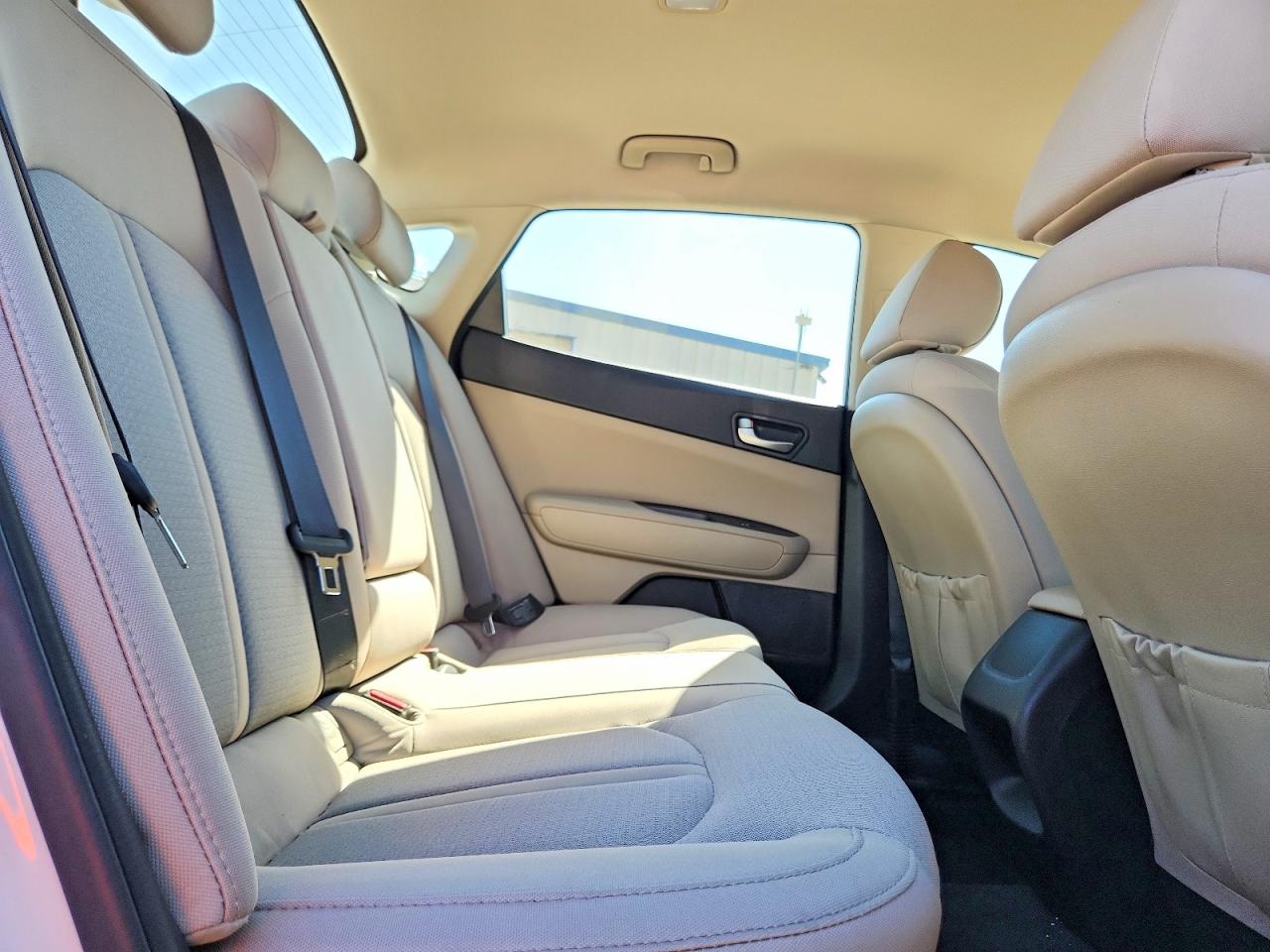 2018 KIA OPTIMA LX photo 10