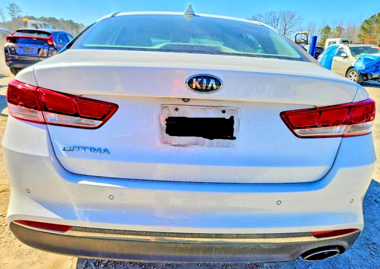 2018 KIA OPTIMA LX photo 6
