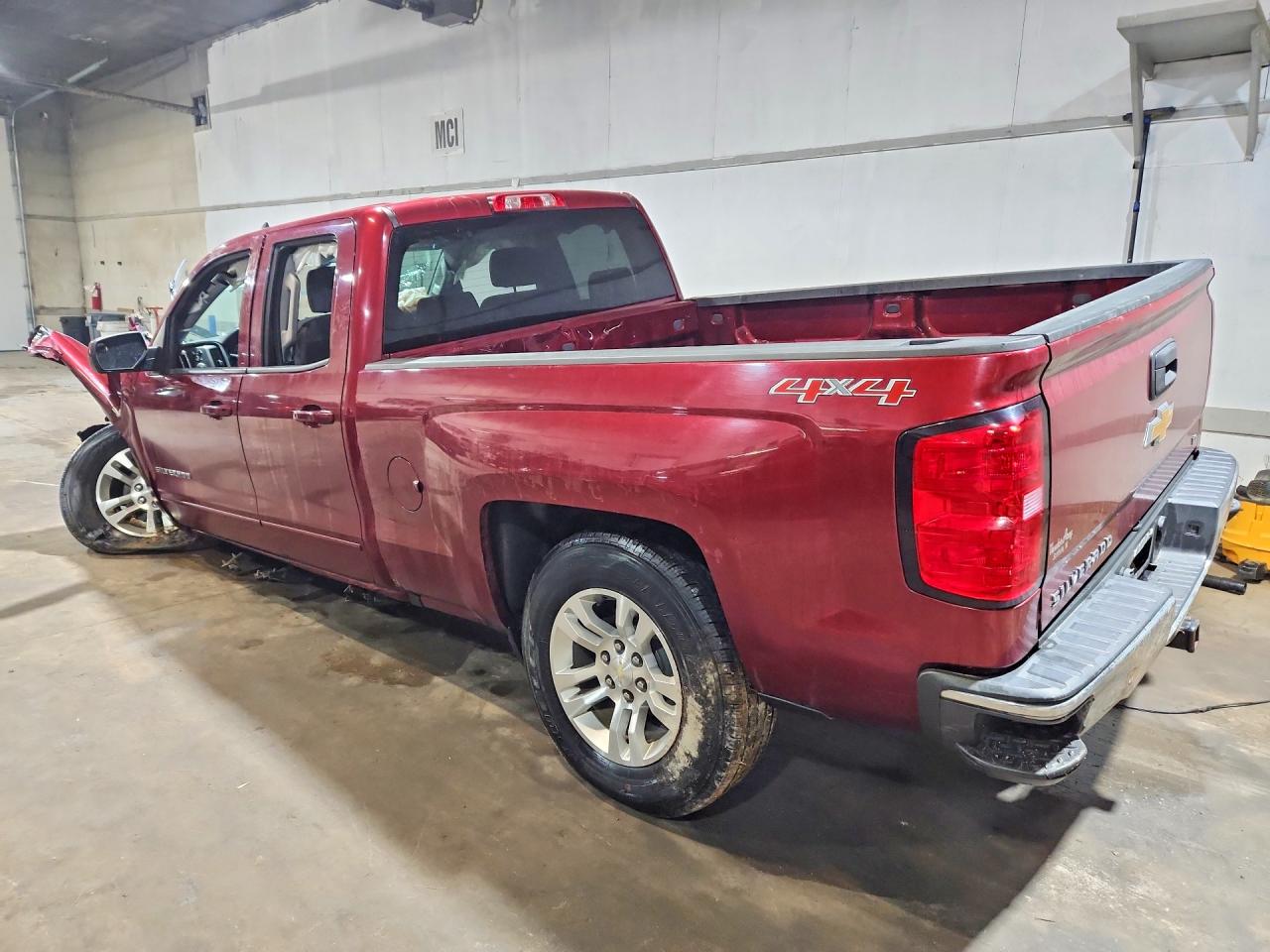2017 CHEVROLET SILVERADO K1500 LT photo 2