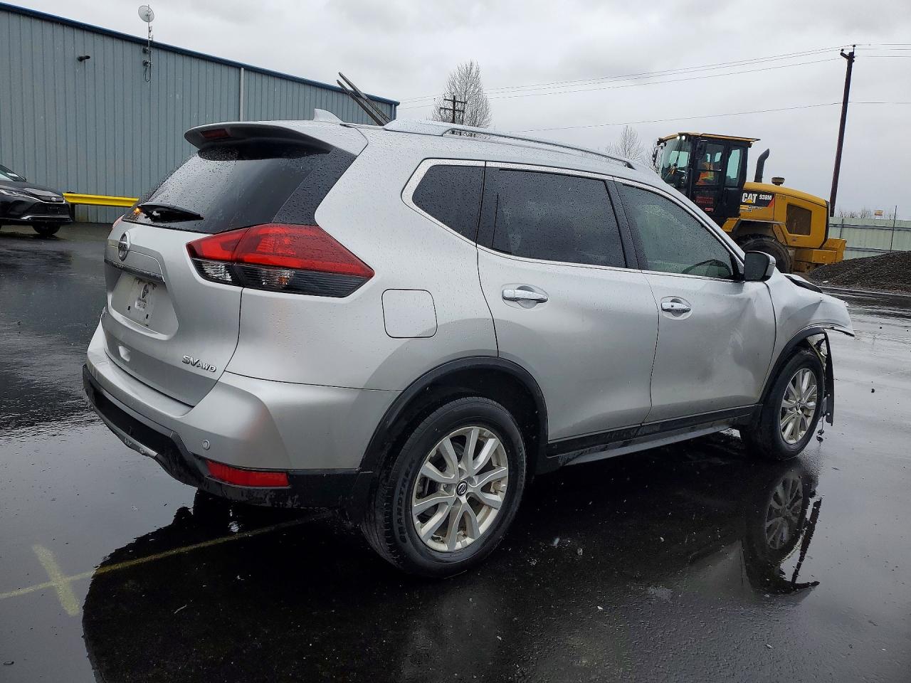 2020 NISSAN ROGUE SV photo 3