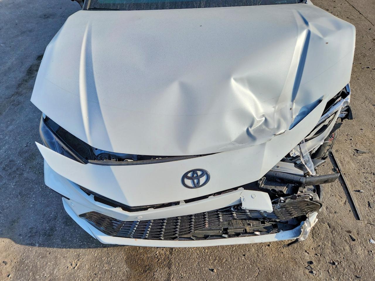 2025 TOYOTA CAMRY XSE photo 11