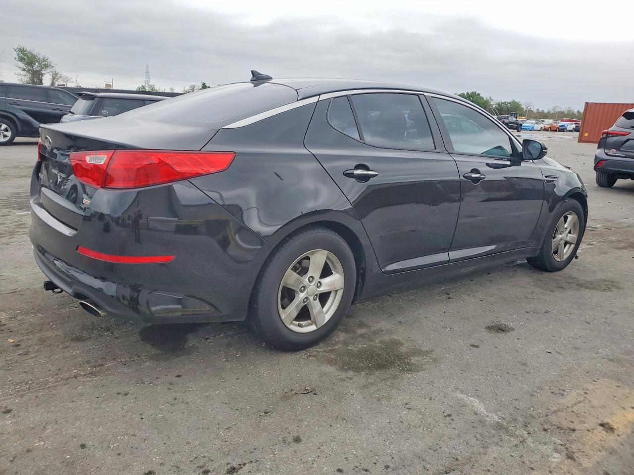 2015 KIA OPTIMA LX photo 5