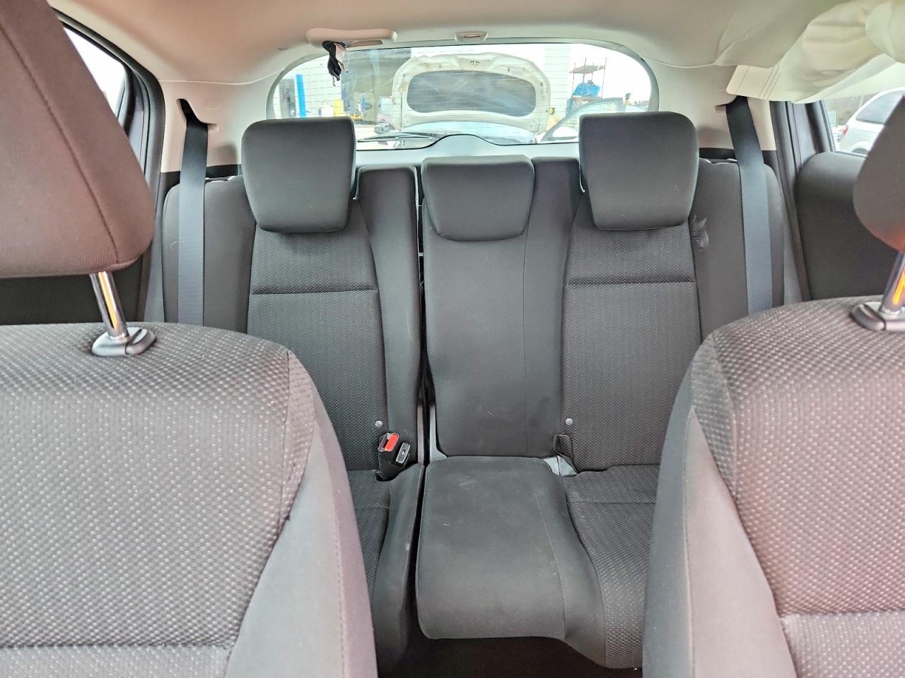 2016 HONDA HR-V LX photo 10