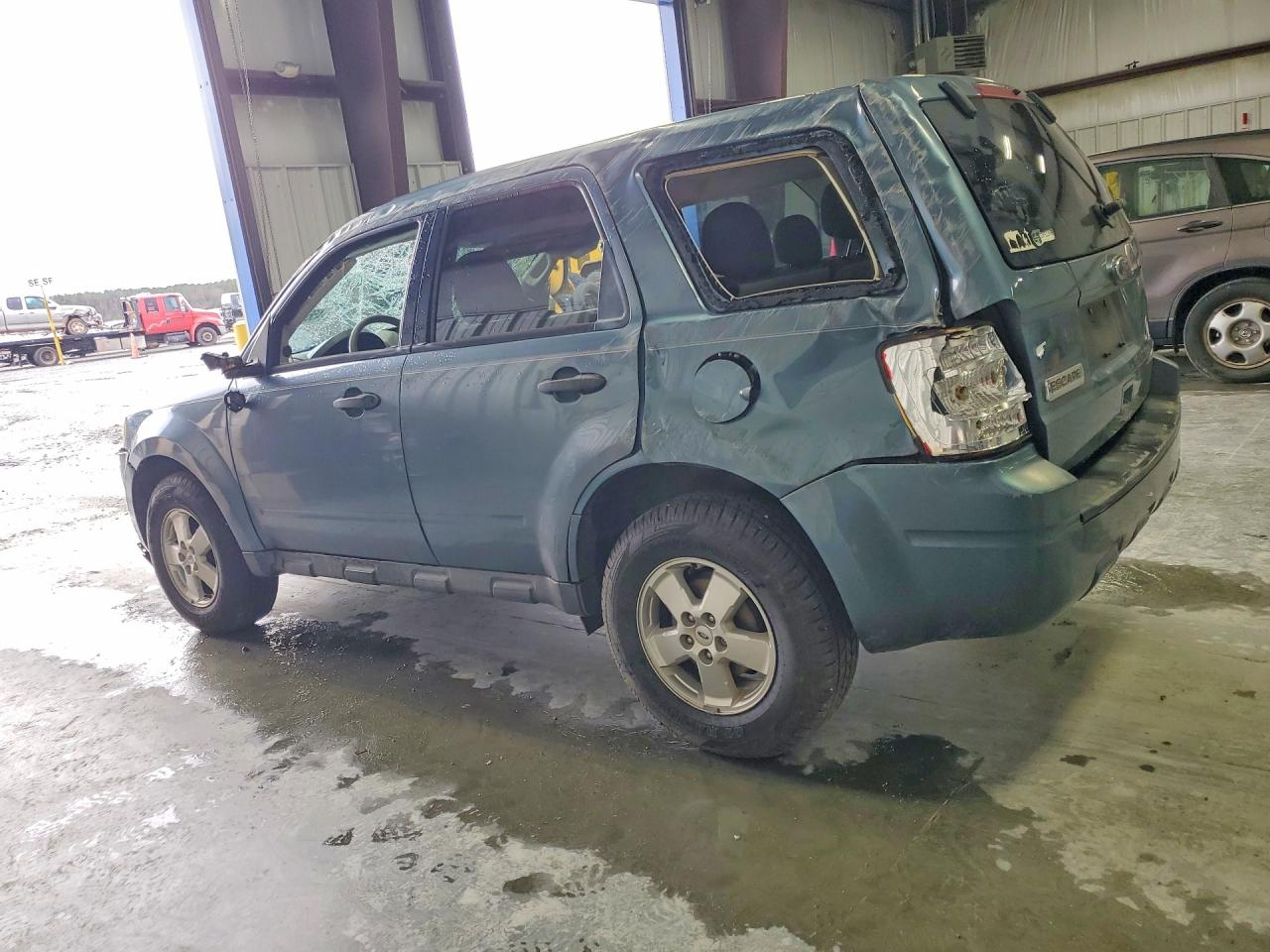 2010 FORD ESCAPE XLS photo 4