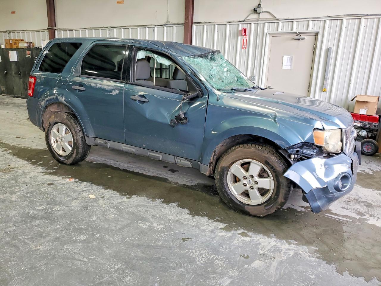 2010 FORD ESCAPE XLS photo 10