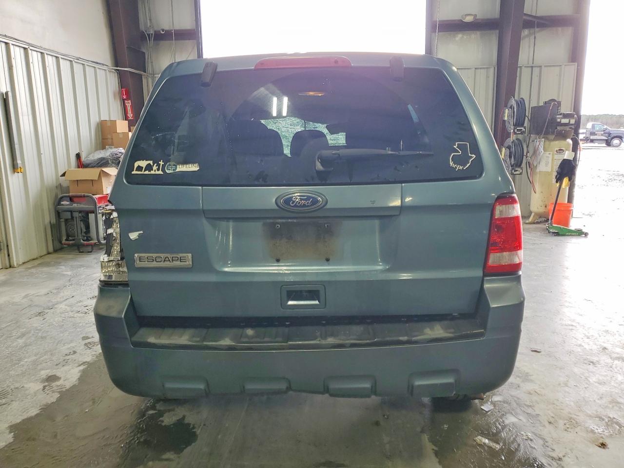 2010 FORD ESCAPE XLS photo 16