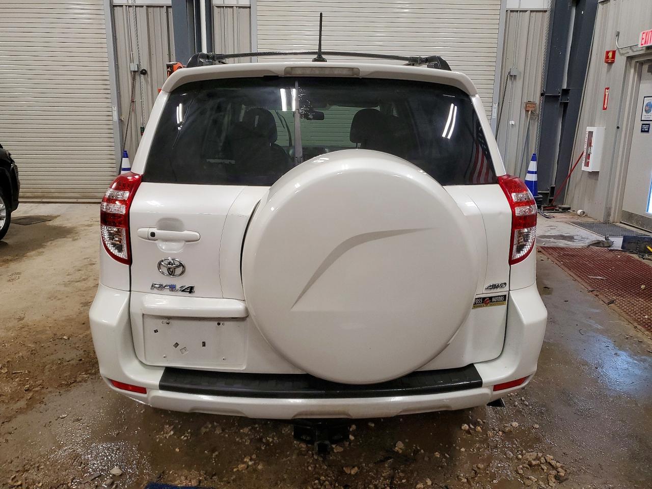 2012 TOYOTA RAV4 LIMITED photo 6