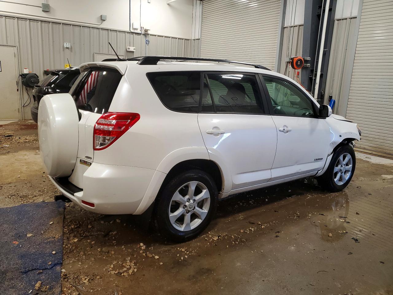 2012 TOYOTA RAV4 LIMITED photo 3