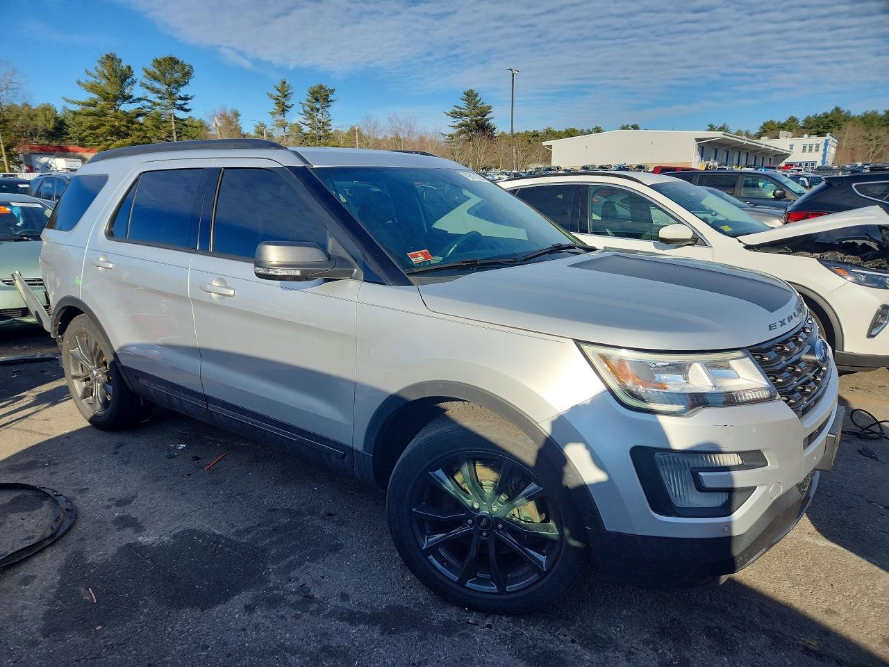 2017 FORD EXPLORER XLT photo 7