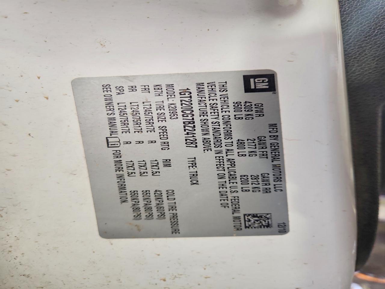 2011 GMC SIERRA K2500 SLE photo 23