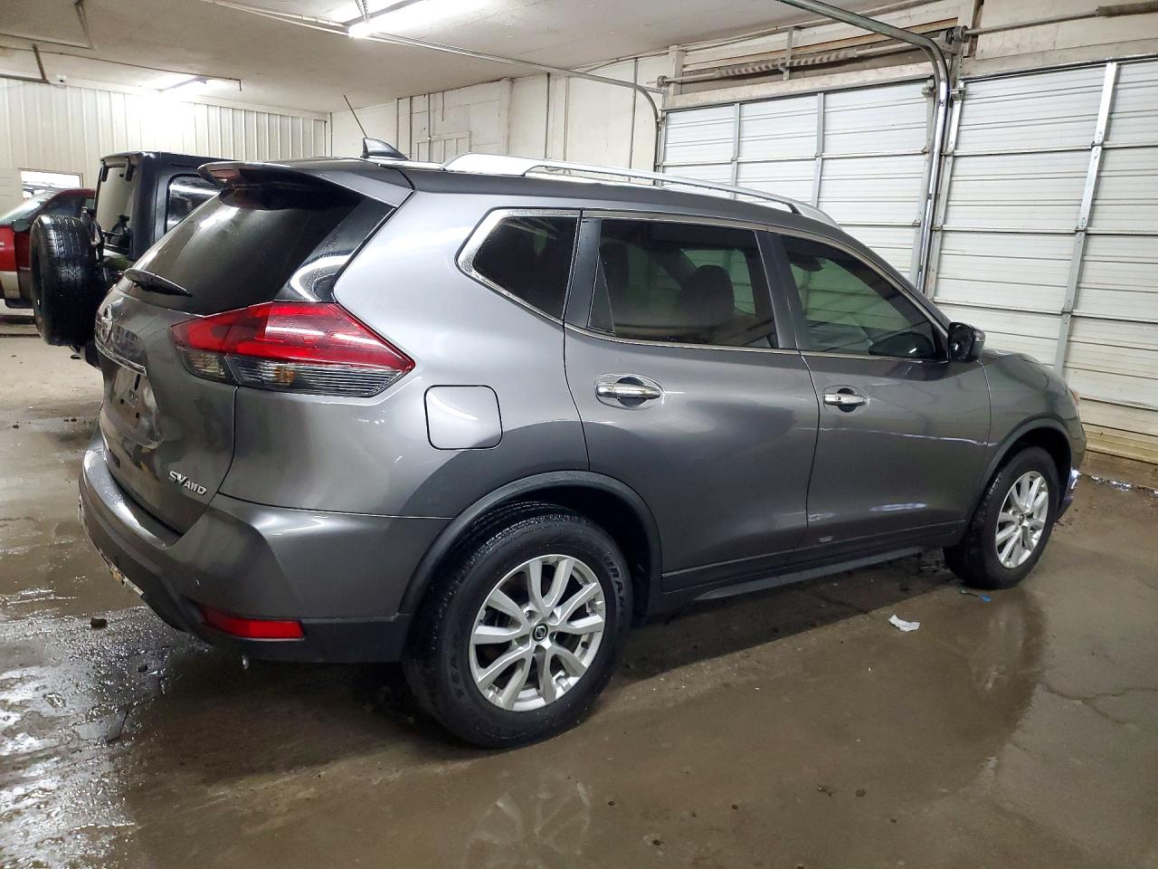 2019 NISSAN ROGUE SV photo 7