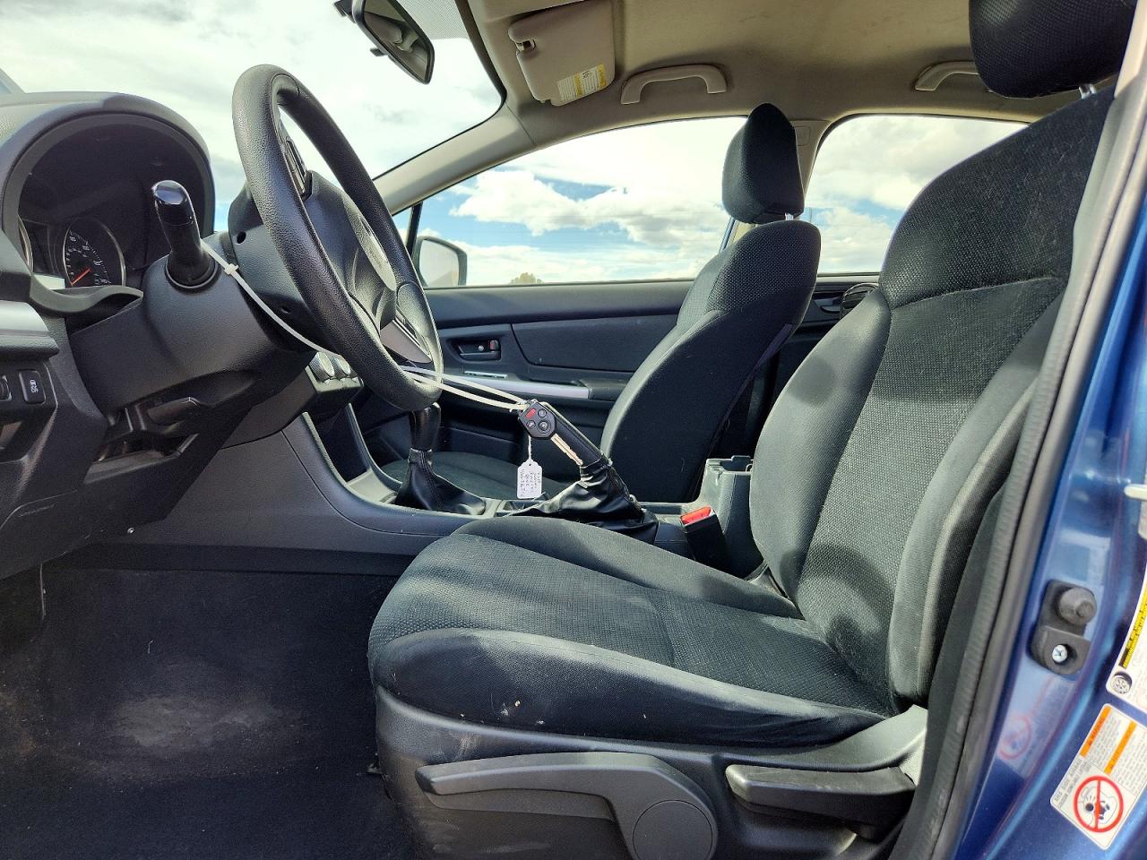 2015 SUBARU IMPREZA photo 19