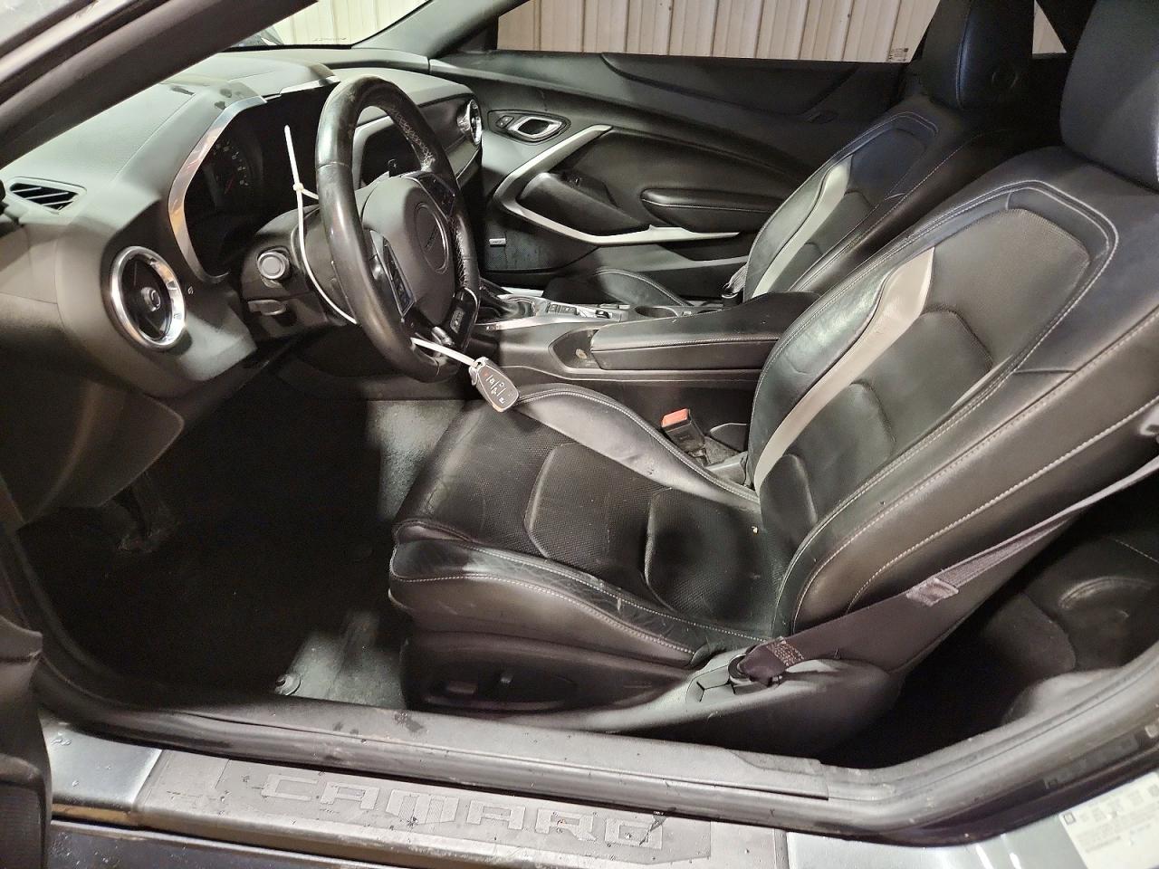 2017 CHEVROLET CAMARO LT photo 19