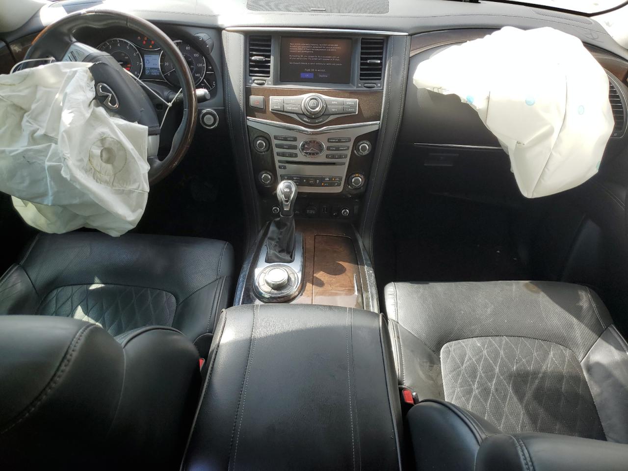 2018 INFINITI QX80 BASE photo 15