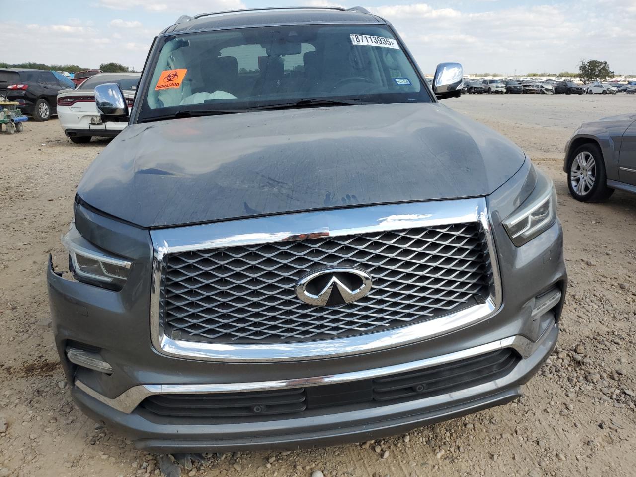 2018 INFINITI QX80 BASE photo 9