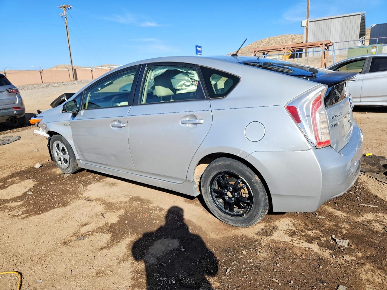 2015 TOYOTA PRIUS TWO photo 4