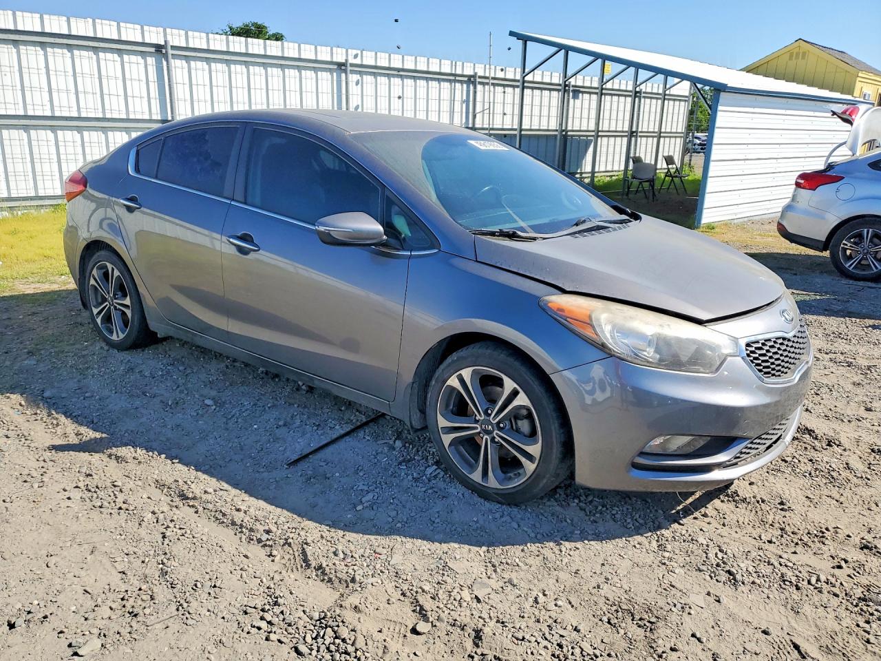 2014 KIA FORTE photo 4