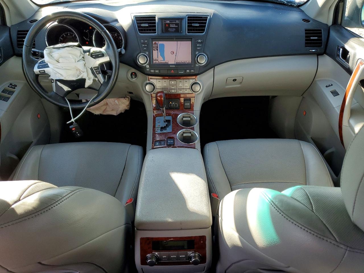2012 TOYOTA HIGHLANDER LIMITED photo 8