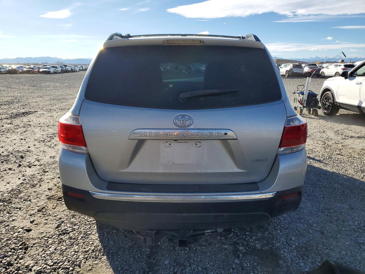 2012 TOYOTA HIGHLANDER LIMITED photo 6