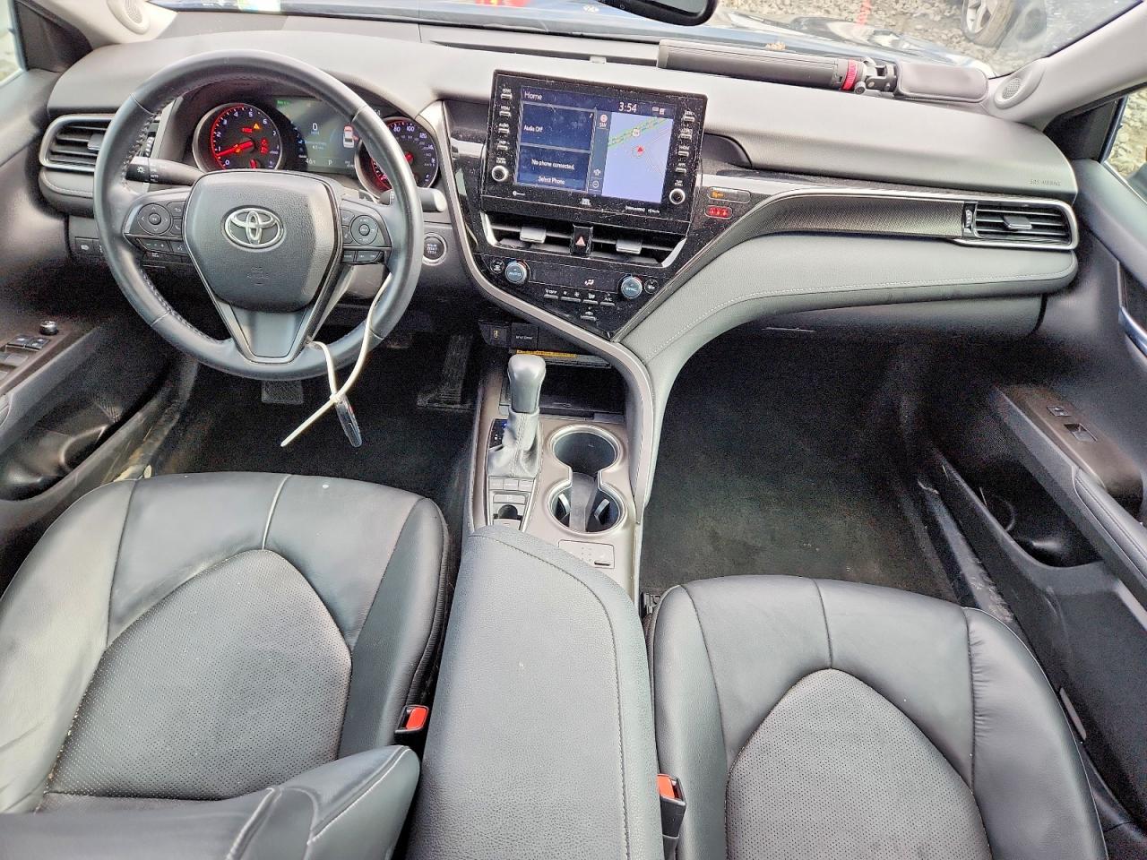 2021 TOYOTA CAMRY XSE photo 8