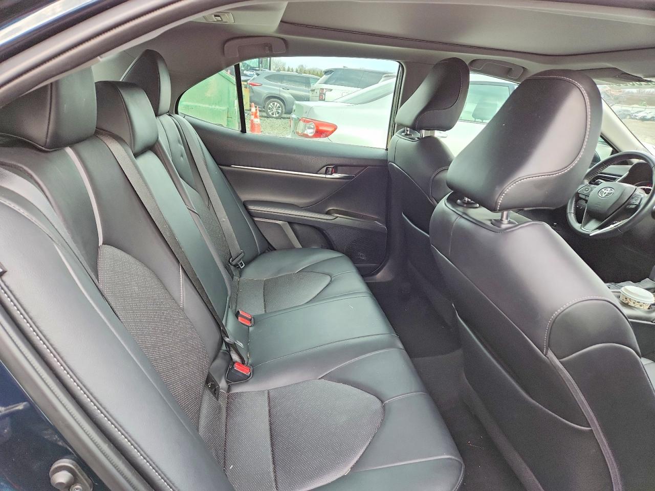 2021 TOYOTA CAMRY XSE photo 10