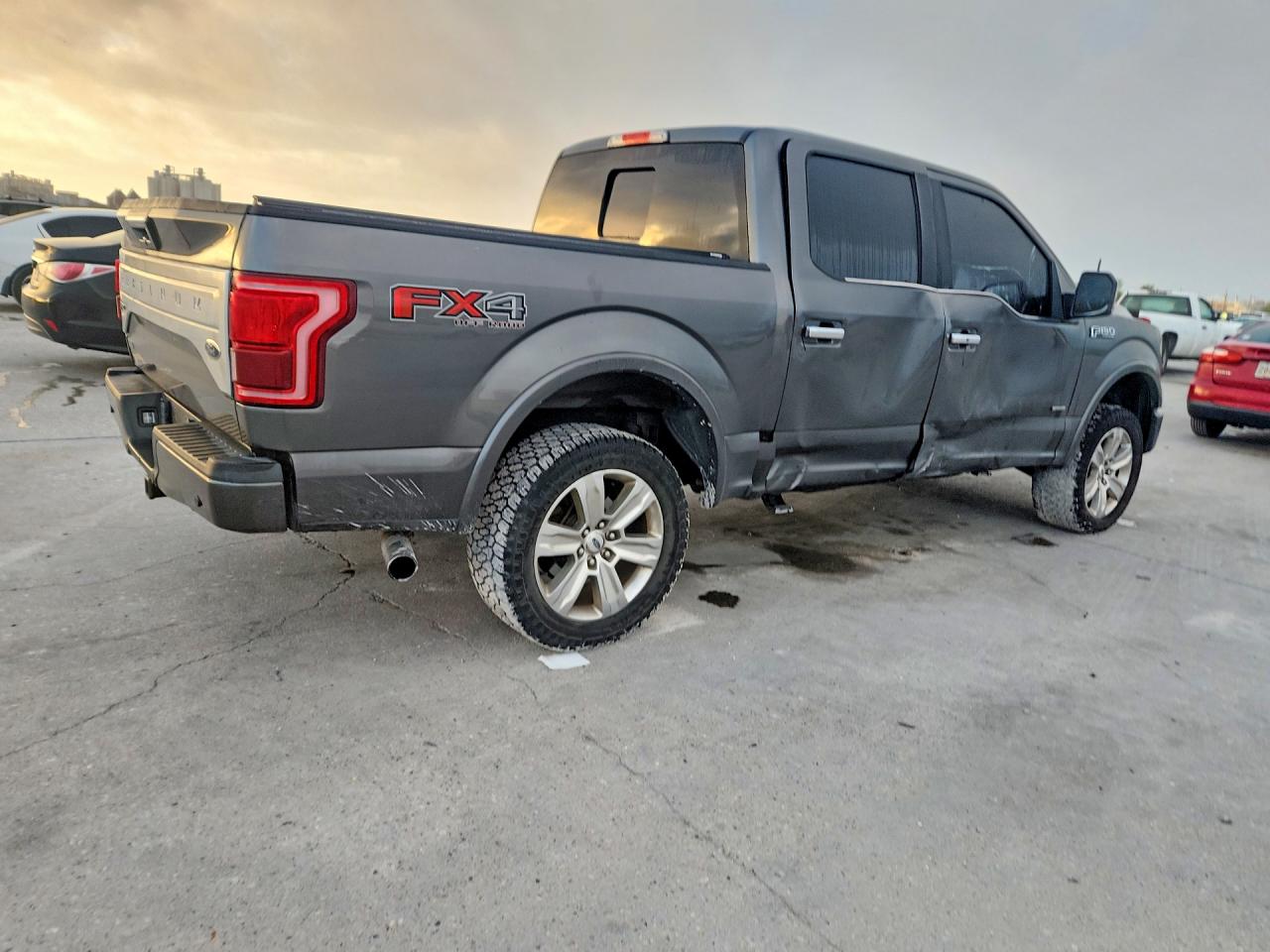 2015 FORD F150 SUPERCREW photo 3